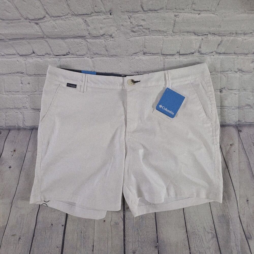 Columbia Women's Size 16 White Harborside Regular Fit Shorts